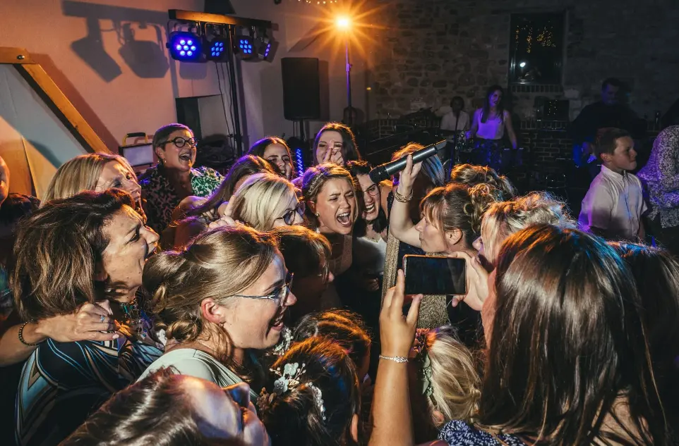Une ambiance de folie avec vos invités